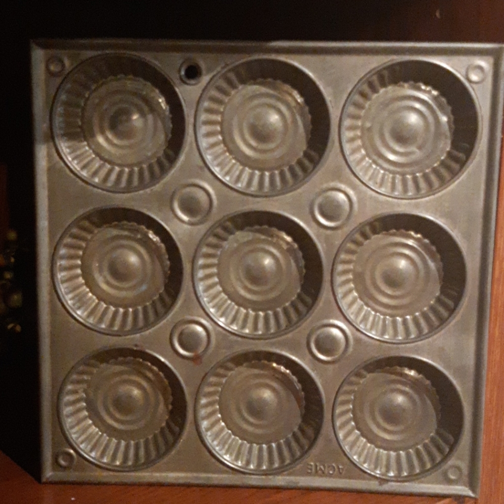Muffin tin